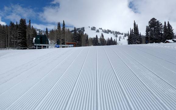Slope preparation Teton Range – Slope preparation Grand Targhee Slope preparation Teton Range – Slope preparation Grand Targhee