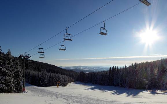 Biggest height difference in the District of Neunkirchen – ski resort Mönichkirchen/Mariensee Biggest height difference in the District of Neunkirchen – ski resort Mönichkirchen/Mariensee