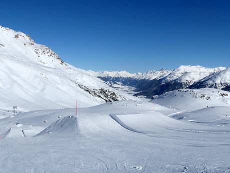 Snow parks Albula Alps – Snow park St. Moritz – Corviglia
