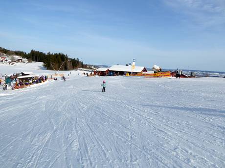 Ski resorts for beginners in Bavarian Alpine Foreland – Beginners Schwärzenlifts – Eschach