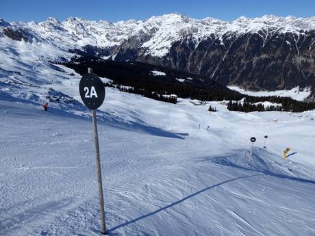 Ski resorts for advanced skiers and freeriding Sterzing-Ratschings-Gossensass – Advanced skiers, freeriders Racines-Giovo (Ratschings-Jaufen)/Malga Calice (Kalcheralm)