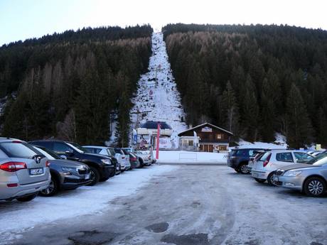 Sondrio: access to ski resorts and parking at ski resorts – Access, Parking Cima Piazzi/San Colombano – Isolaccia/Oga