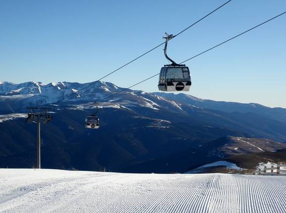 Telecabina Cadí-Moixeró - 8pers. Gondola lift (monocable circulating ropeway)