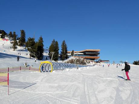 Ski resorts for beginners in the Erste Ferienregion im Zillertal – Beginners Kaltenbach – Hochzillertal/Hochfügen (SKi-optimal)