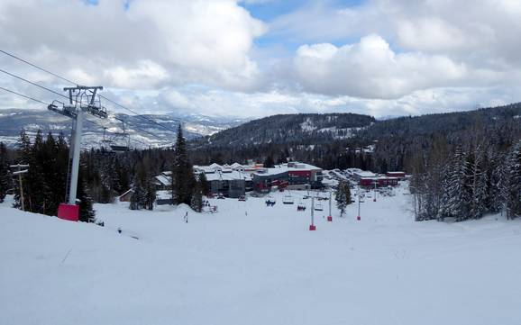 Biggest height difference in the Monashee Mountains – ski resort Red Mountain Resort – Rossland