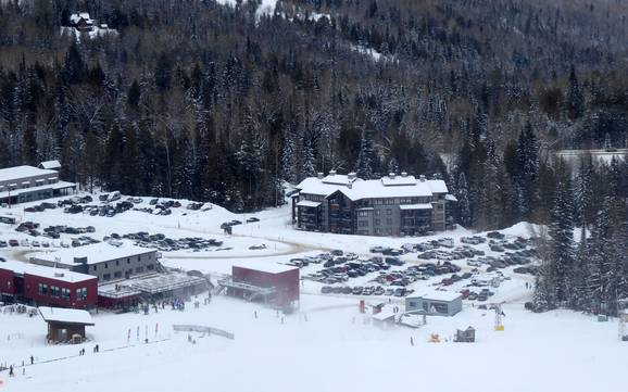 Monashee Mountains: access to ski resorts and parking at ski resorts – Access, Parking Red Mountain Resort – Rossland