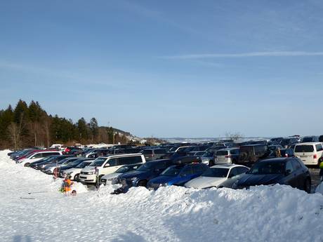 Bavarian Alpine Foreland: access to ski resorts and parking at ski resorts – Access, Parking Schwärzenlifts – Eschach