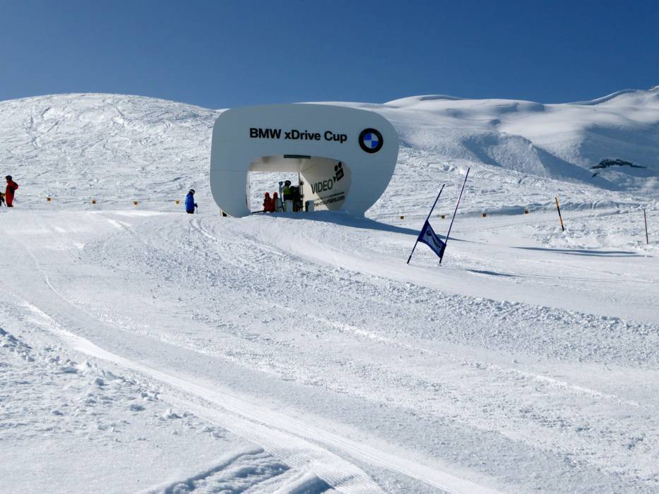 Bmw Foto Lauberhorn